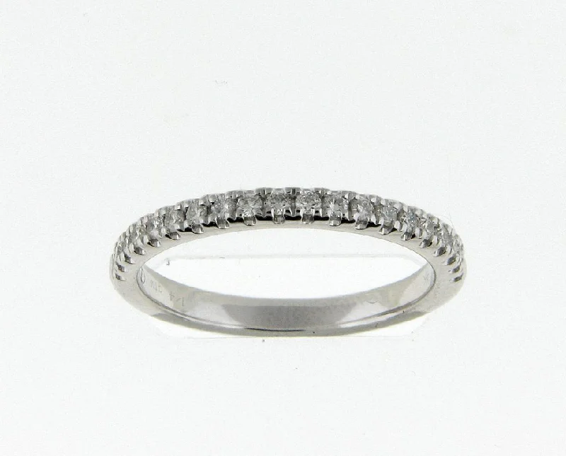 Half Anniversary Diamond Wedding Ring in 14K White Gold (0.25ctw)