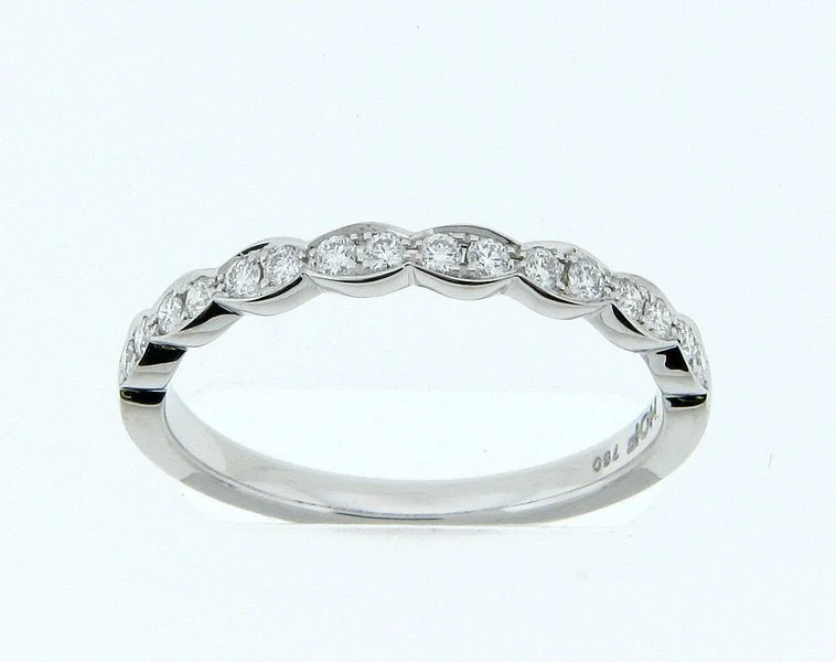 Hearts On Fire Lorelei Floral Half Anniversary Diamond Wedding Ring in 18K White Gold (0.20ctw)