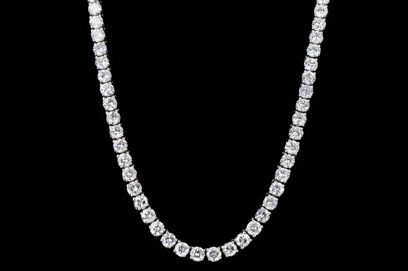 New 14K White Gold 18.98 Carat Total Weight Diamond Tennis Necklace