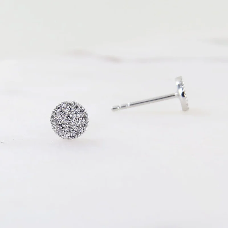 14k White Gold Round Pavé Post Earrings