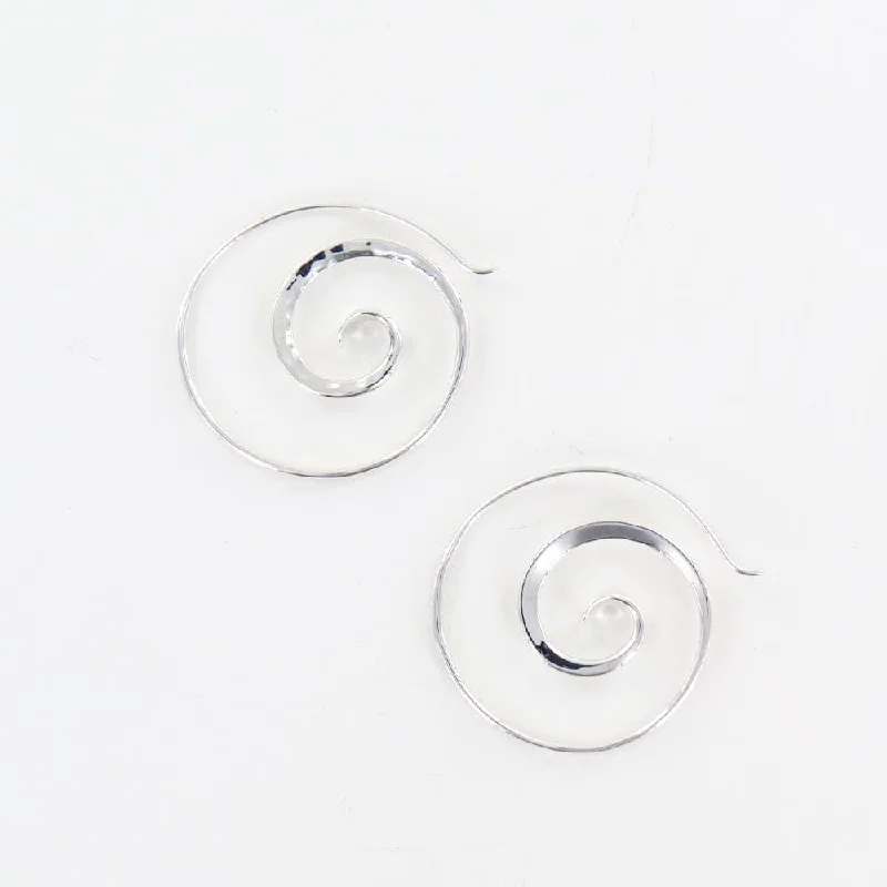 CROP CIRCLE EARRING